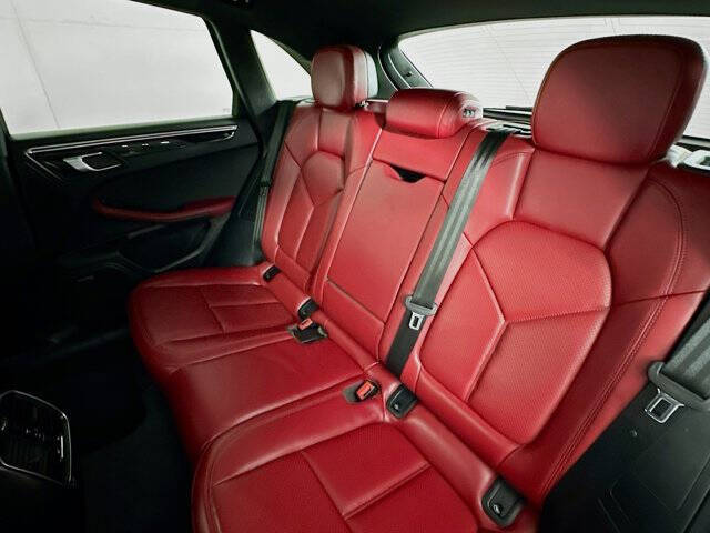 2024 Porsche Macan