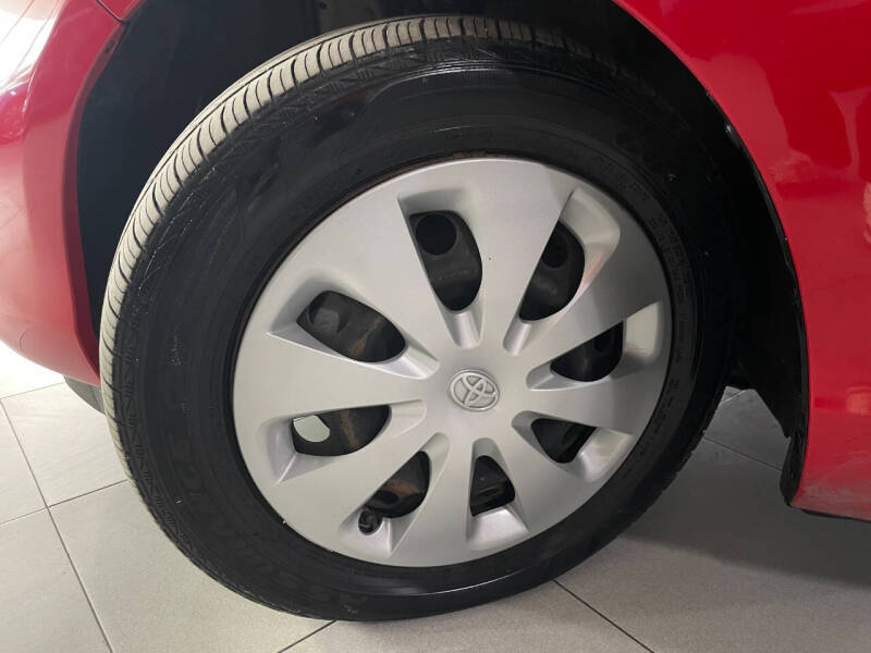 2013 Toyota Prius c Two