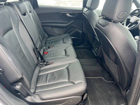 2025 Audi Q7 quattro Premium Plus 55 TFSI