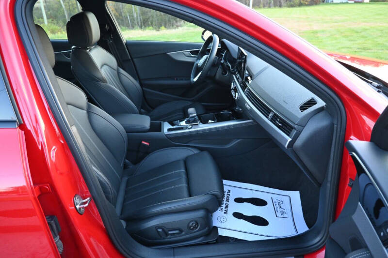 2022 Audi A4 quattro S line Prem Plus 45 TFSI