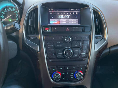 2012 Buick Verano Leather Group