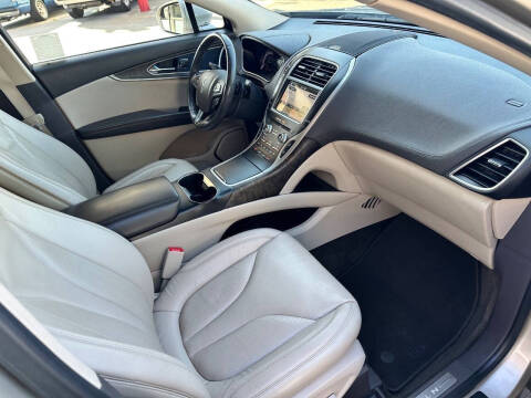 2017 Lincoln MKX Select