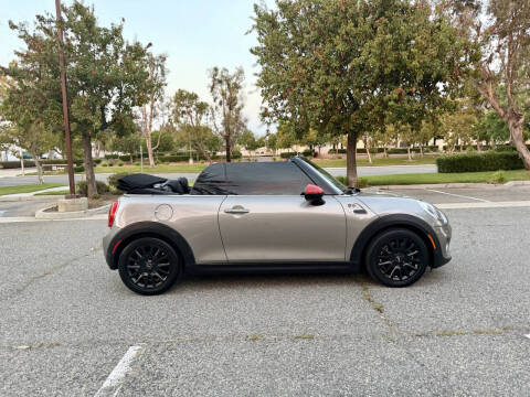 2017 MINI Convertible Cooper