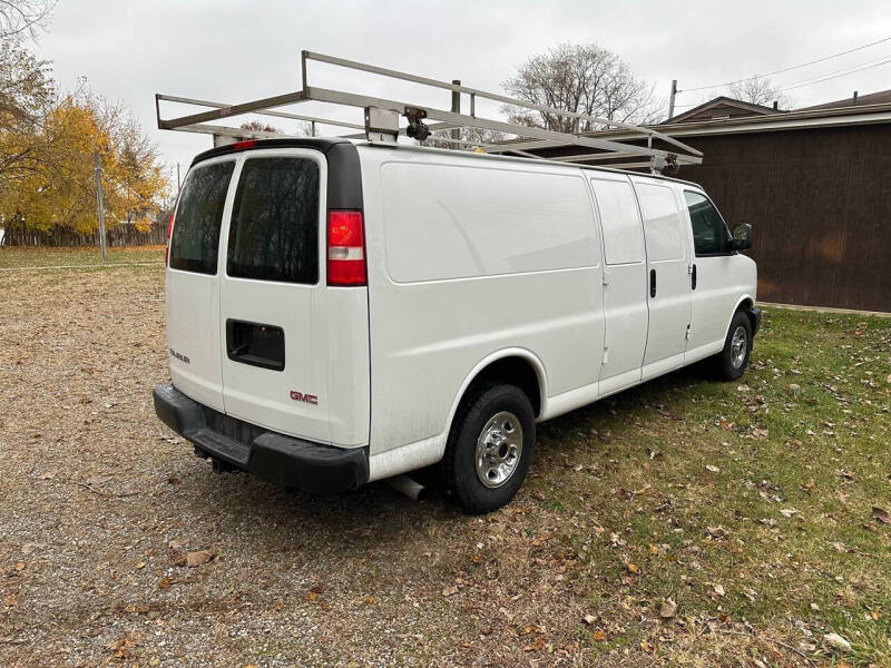 2017 GMC Savana 2500