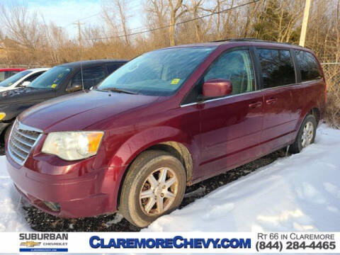 2008 Chrysler Town and Country for sale at CHEVROLET SUBURBANO in Claremore OK
