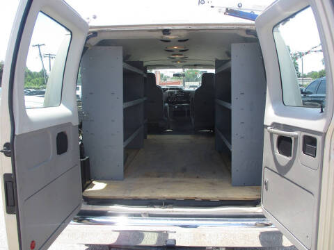 2011 Ford E-Series E-150 XLT