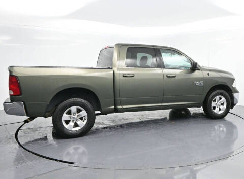 2021 RAM 1500 Classic SLT