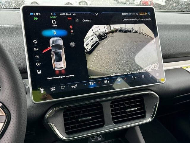 2025 VinFast VF8 Plus