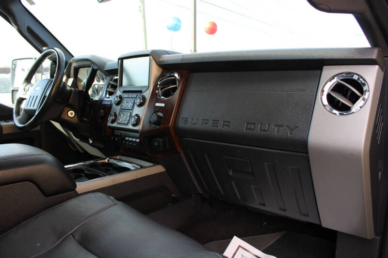 2016 Ford F-350 Super Duty Lariat