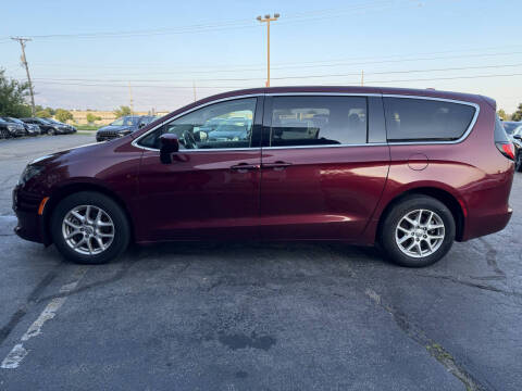 2017 Chrysler Pacifica Touring