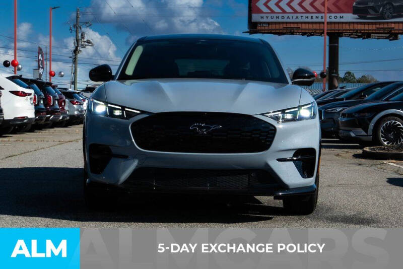 2025 Ford Mustang Mach-E Premium