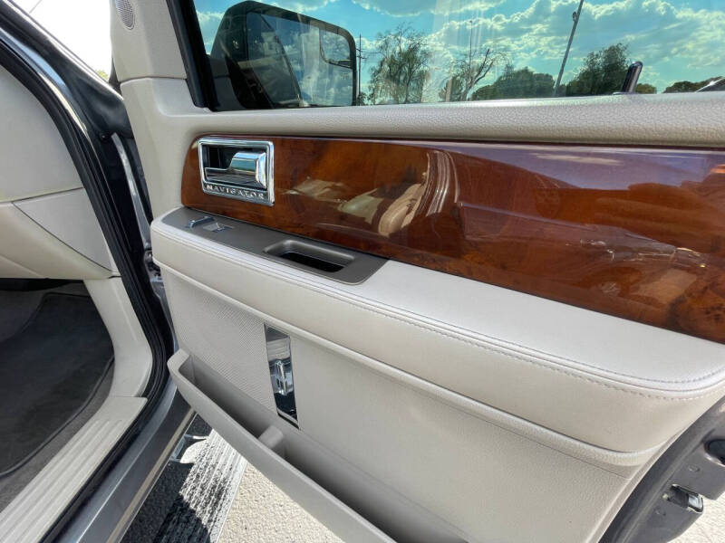 2014 Lincoln Navigator