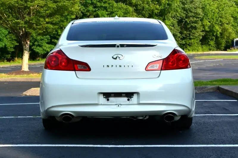 2015 Infiniti Q40