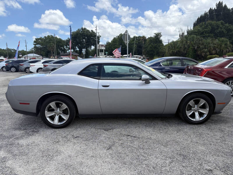 2016 Dodge Challenger SXT