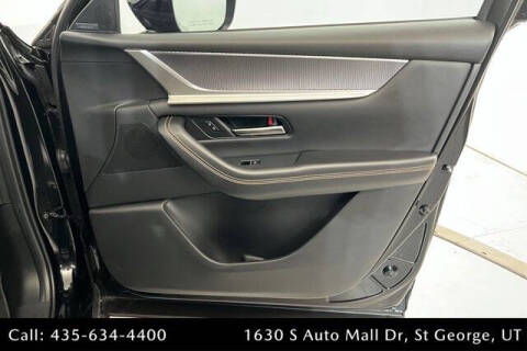 2025 Mazda CX-70 Plug-in Hybrid Premium