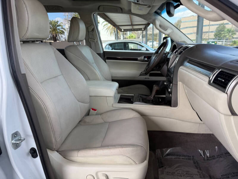 2019 Lexus GX 460