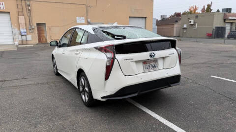 2018 Toyota Prius Four Touring