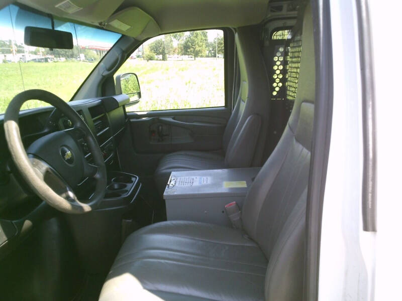 2017 Chevrolet Express 2500