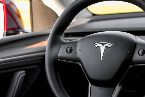 2025 Tesla Model Y Long Range