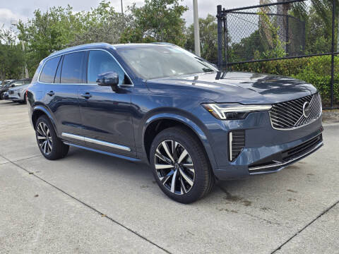 2025 Volvo XC90 B6 Core Bright Theme