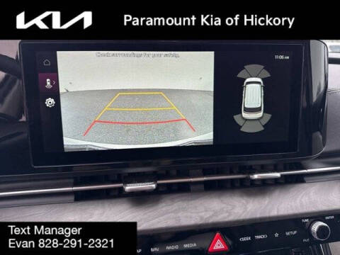 2024 Kia Carnival EX