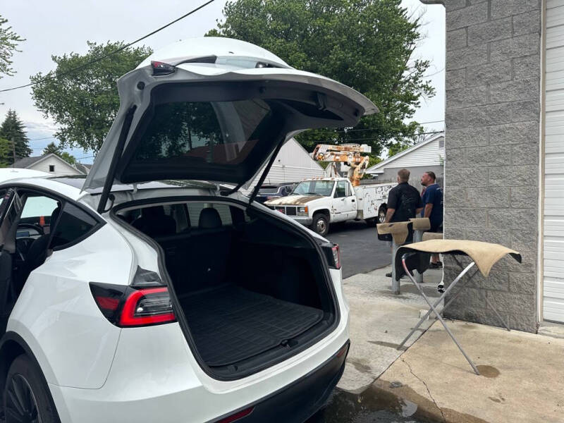 2023 Tesla Model Y Long Range