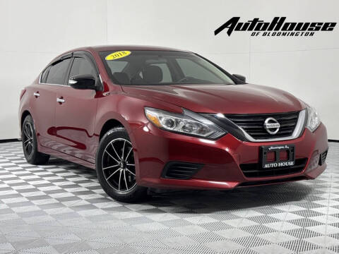 2018 Nissan Altima for sale at Auto House of Bloomington in Bloomington IL