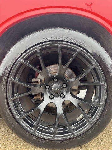 2014 Dodge Challenger SXT Plus