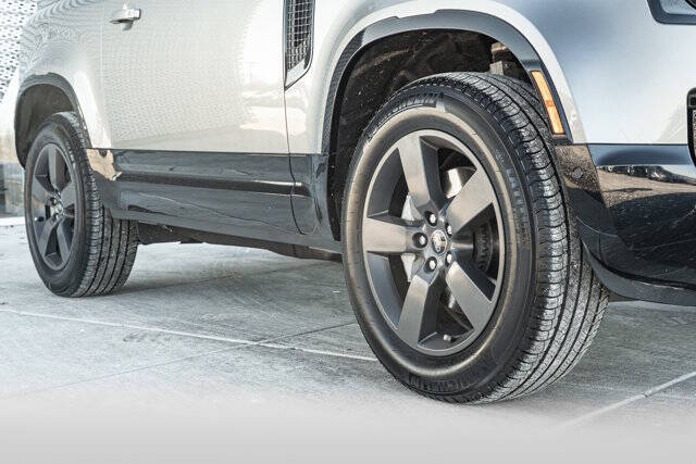 2023 Land Rover Defender 90 X-Dynamic SE