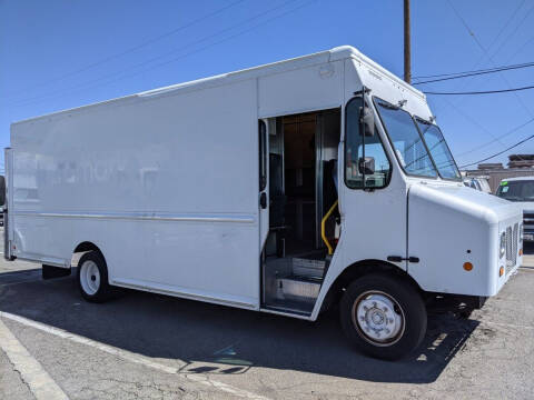 2011 Workhorse W42