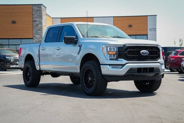 2022 Ford F-150 XLT's photo