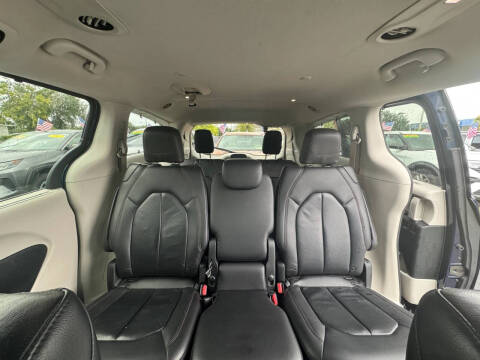 2018 Chrysler Pacifica Touring L