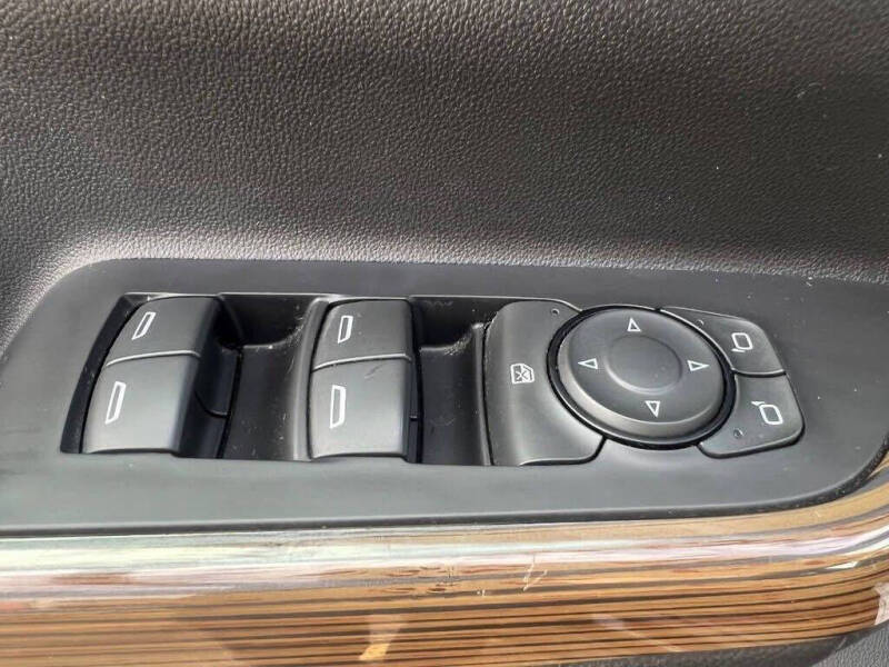 2017 GMC Acadia SLE-1