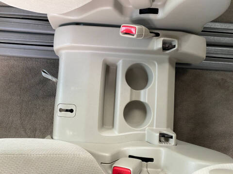 2017 Toyota Sienna LE 8-Passenger