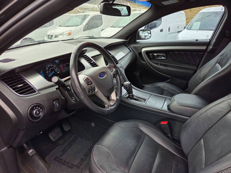 2014 Ford Taurus SEL