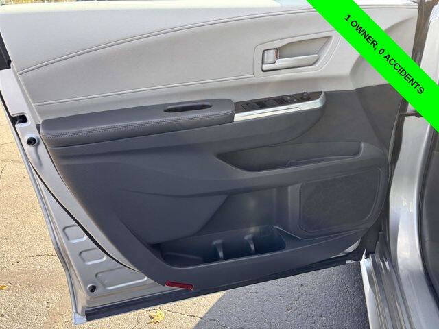 2021 Toyota Sienna LE 8-Passenger