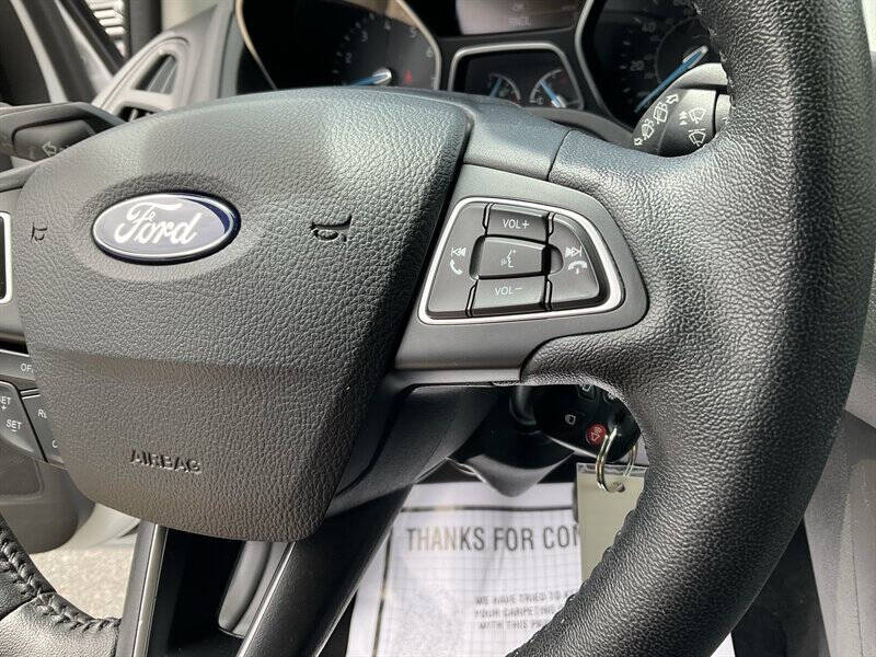 2017 Ford Focus SE