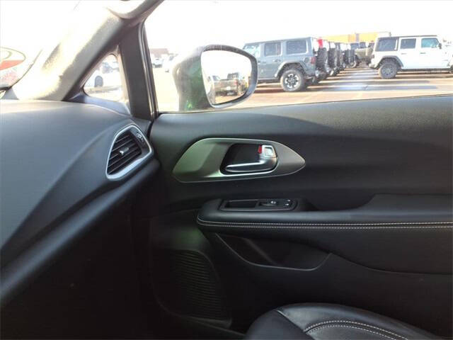 2020 Chrysler Pacifica Launch Edition