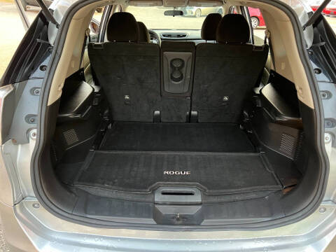 2016 Nissan Rogue SV