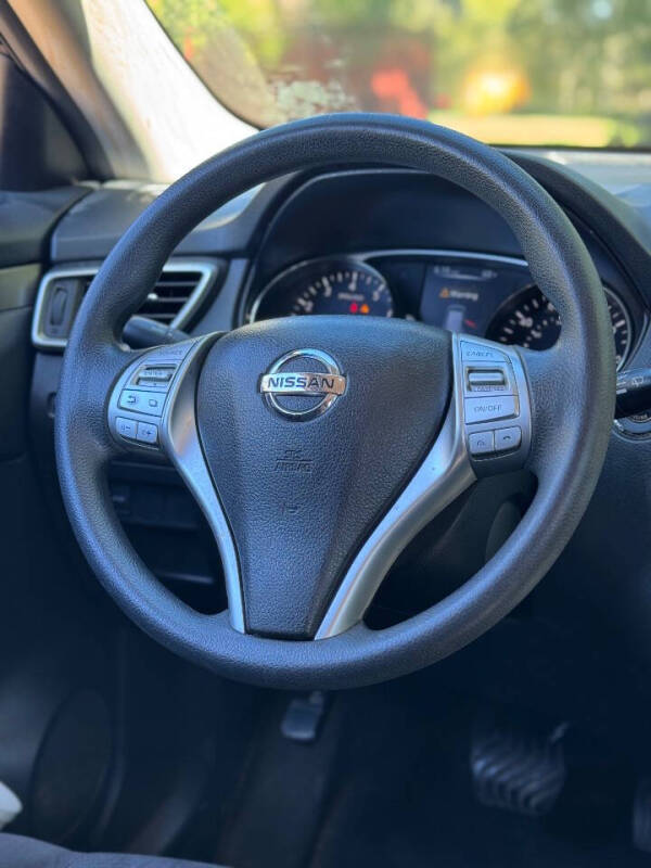 2015 Nissan Rogue S