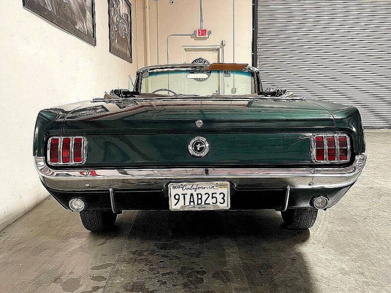 1965 Ford Mustang