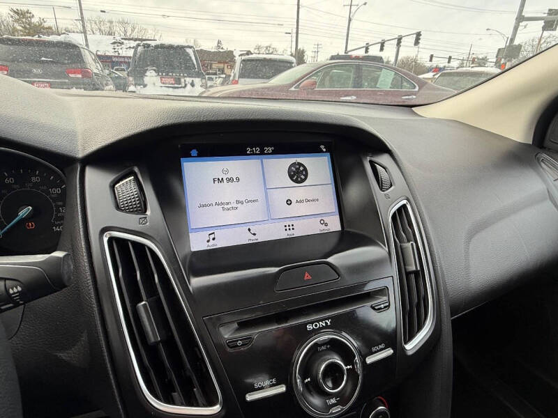 2017 Ford Focus SEL