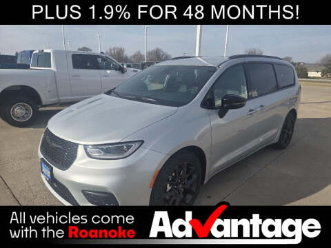 2026 Chrysler Pacifica Select