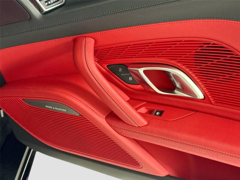 2023 Audi R8 5.2 V10 performance