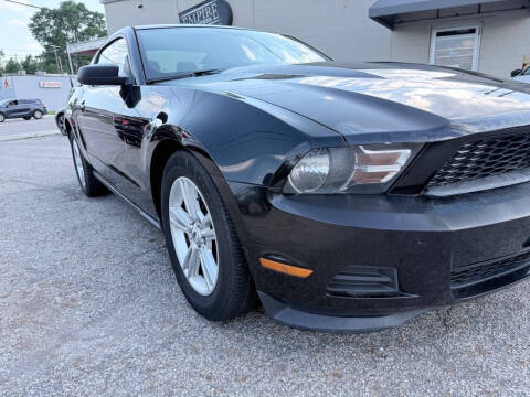 2011 Ford Mustang V6