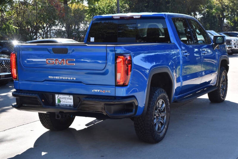 2024 GMC Sierra 1500 AT4X