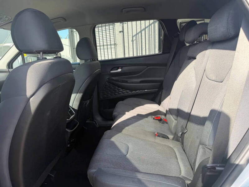 2019 Hyundai Santa Fe SE 2.4L