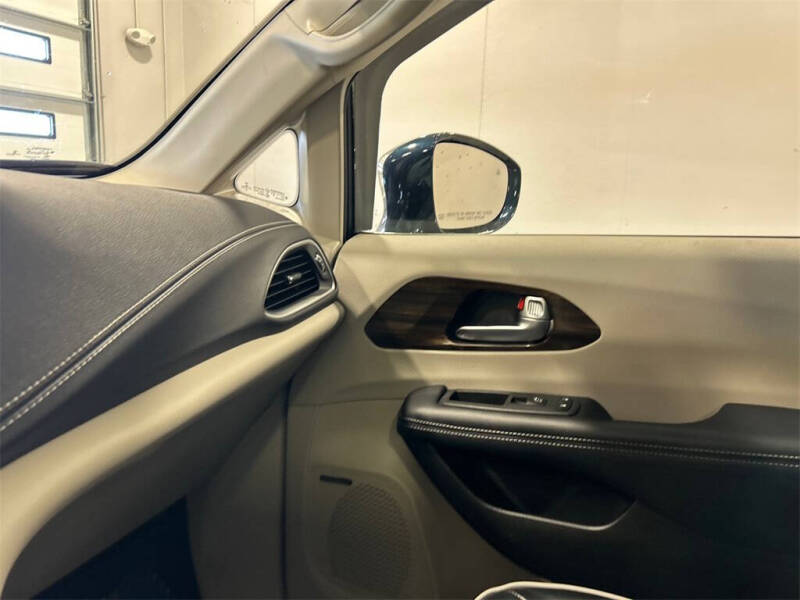 2022 Chrysler Pacifica Limited