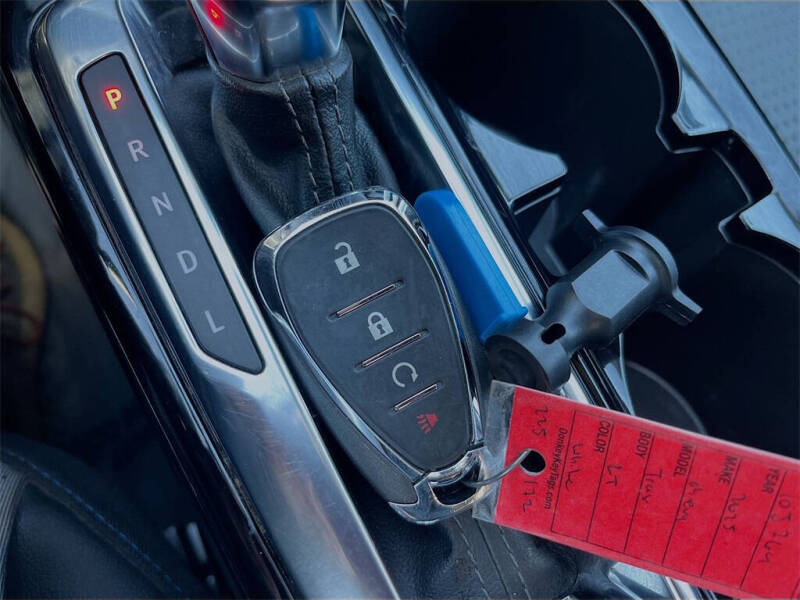 2025 Chevrolet Trax LT