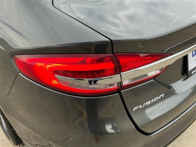 2017 Ford Fusion SE